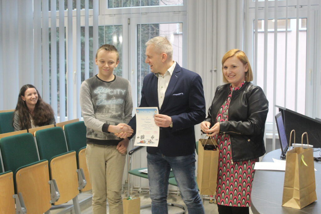 Powiatowy Konkurs Matematyczno-Ekonomiczny 2022h