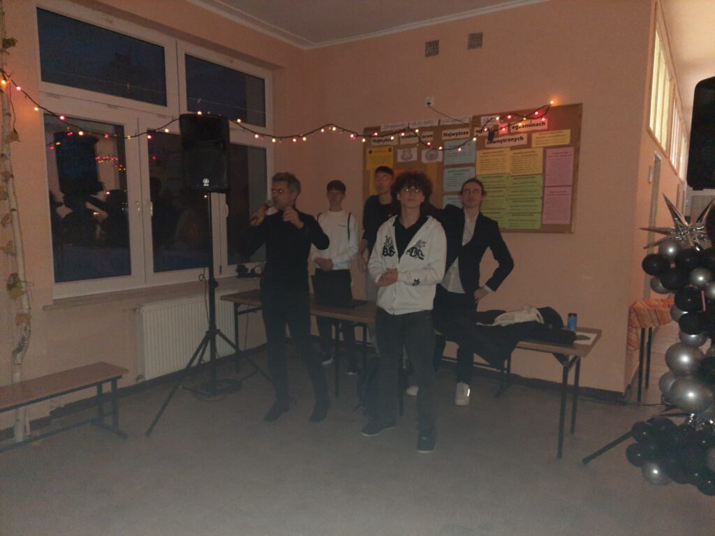 Zabawa Andrzejkowa 2025_2