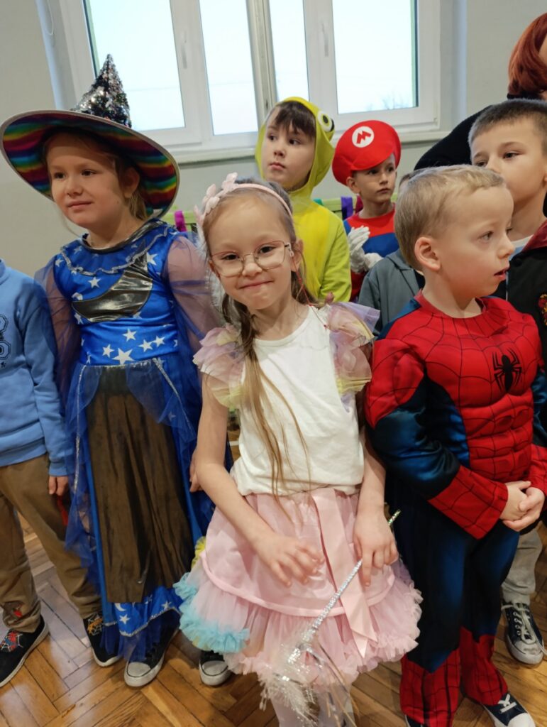 Zabawa Andrzejkowa w klasach 1-3 SP 2025_8