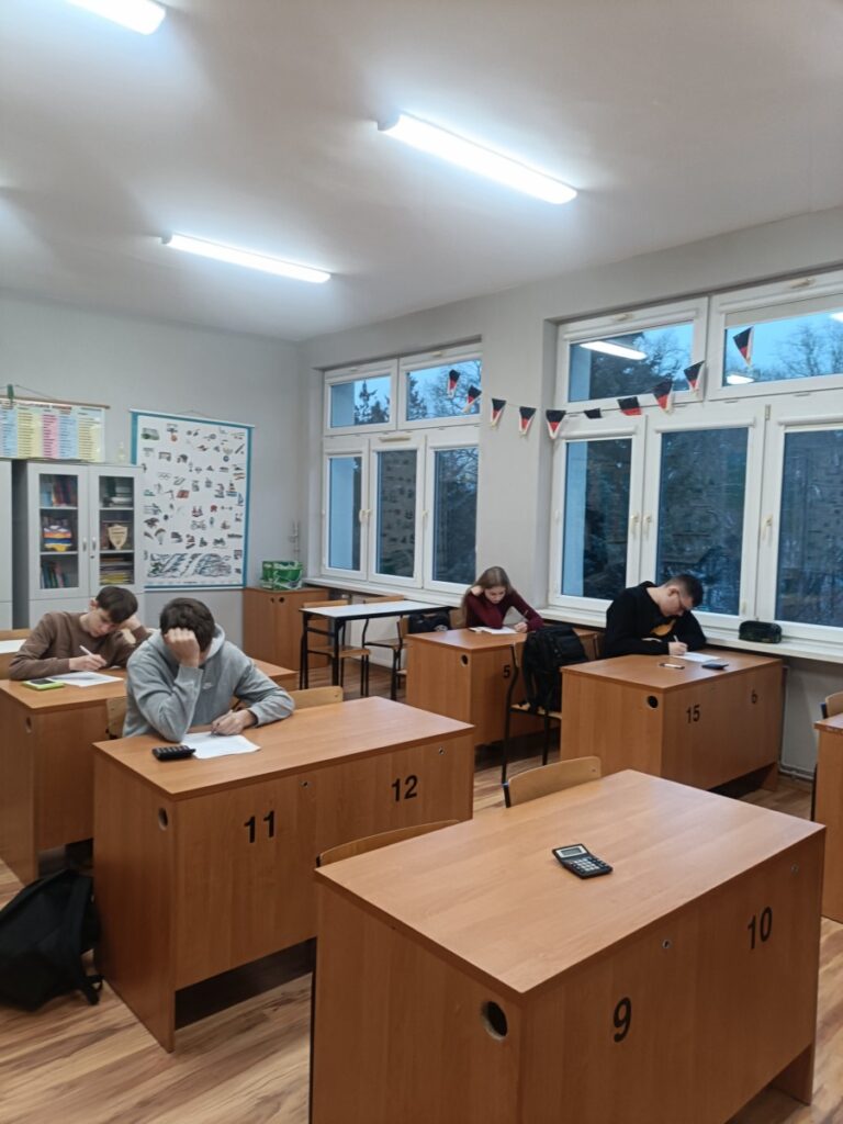 Etap szkolny Powiatowego Konkursu Matematyczno-Ekonomicznego 2026_4