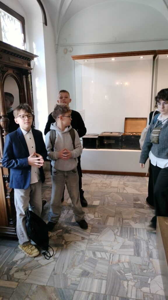 oplus_34