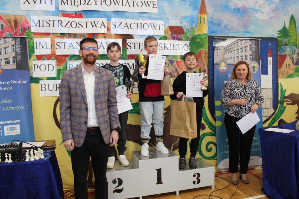 XVIII Międzypowiatowe Mistrzostwa Szachowe im. Stanisława Stępińskiego pod patronatem Burmistrza Przemkowa_12
