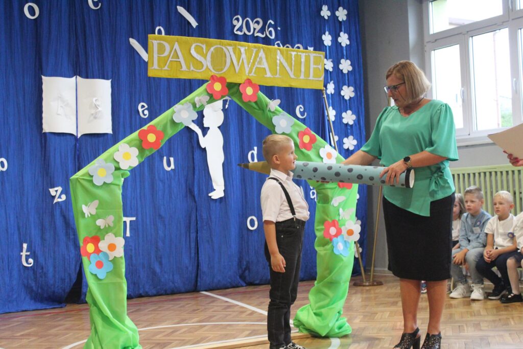 Rozpoczęcie roku szkolnego 2026_2027 klasy 1-3 SP z7