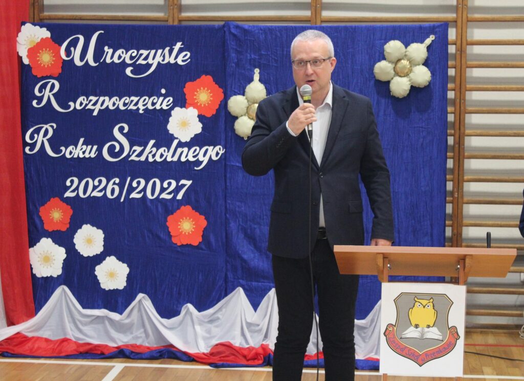 Rozpoczęcie roku szkolnego 2026_2027 klasy 4-8SP z3